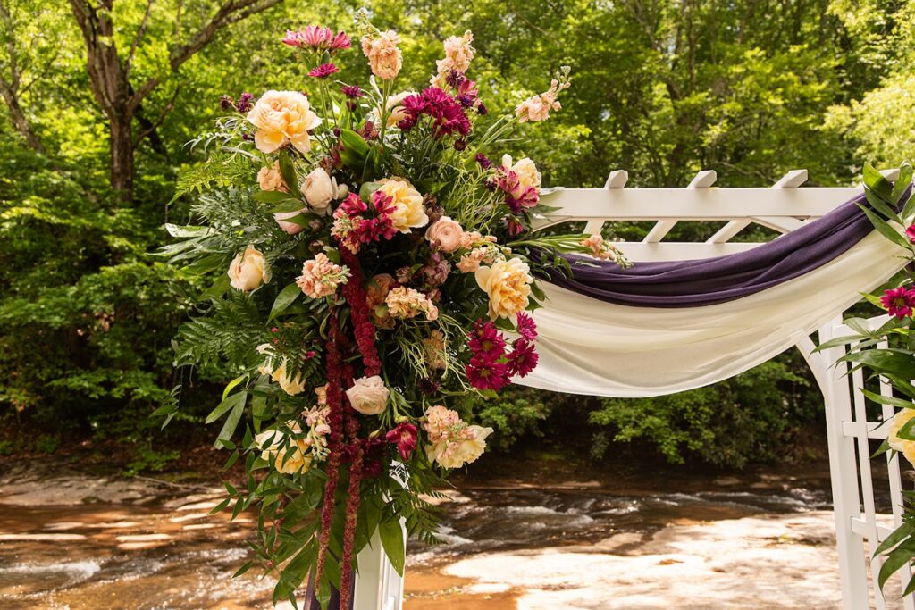 100 Most Popular Wedding Flowers for South Carolina Weddings