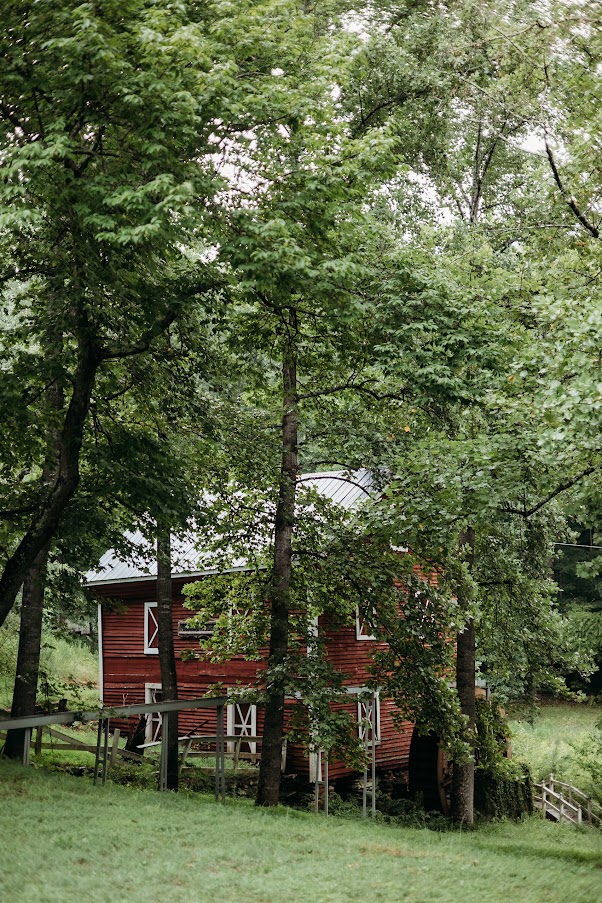 Outdoor garden wedding venue near Greenville SC