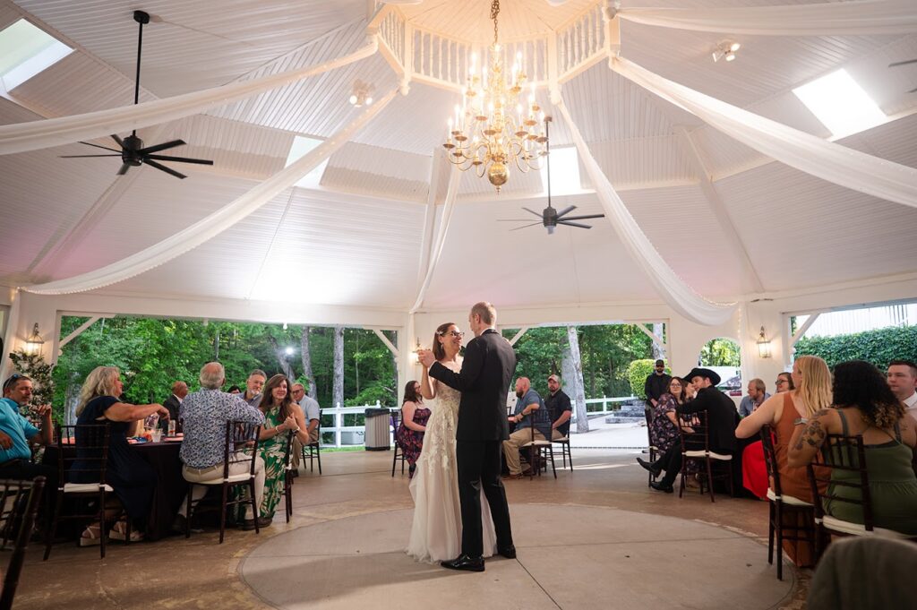 SarahMatt-2015 - Ballenger Bridge Bride and groom first dance at a wedding venue near Greenville SC